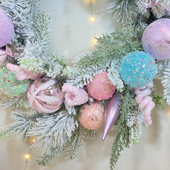 Peppermint Square Pastel Candy Frosted Pine 24" Holiday Christmas Wreath Rare - Picture 16 of 16